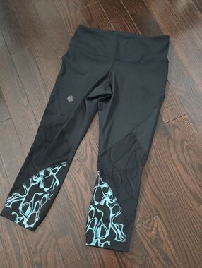 Under Armour Black Capri with Teal Accent